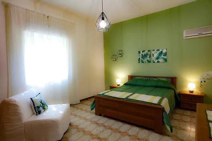 Villa Araucaria Partinico 0*,