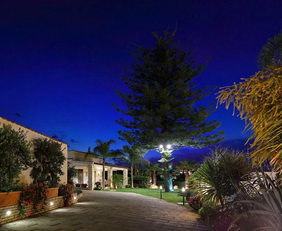 Villa Araucaria Partinico 0*,